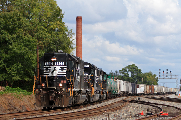 P61 Swings Westbound at the Wye