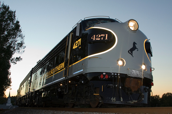 NS 955 at Dusk